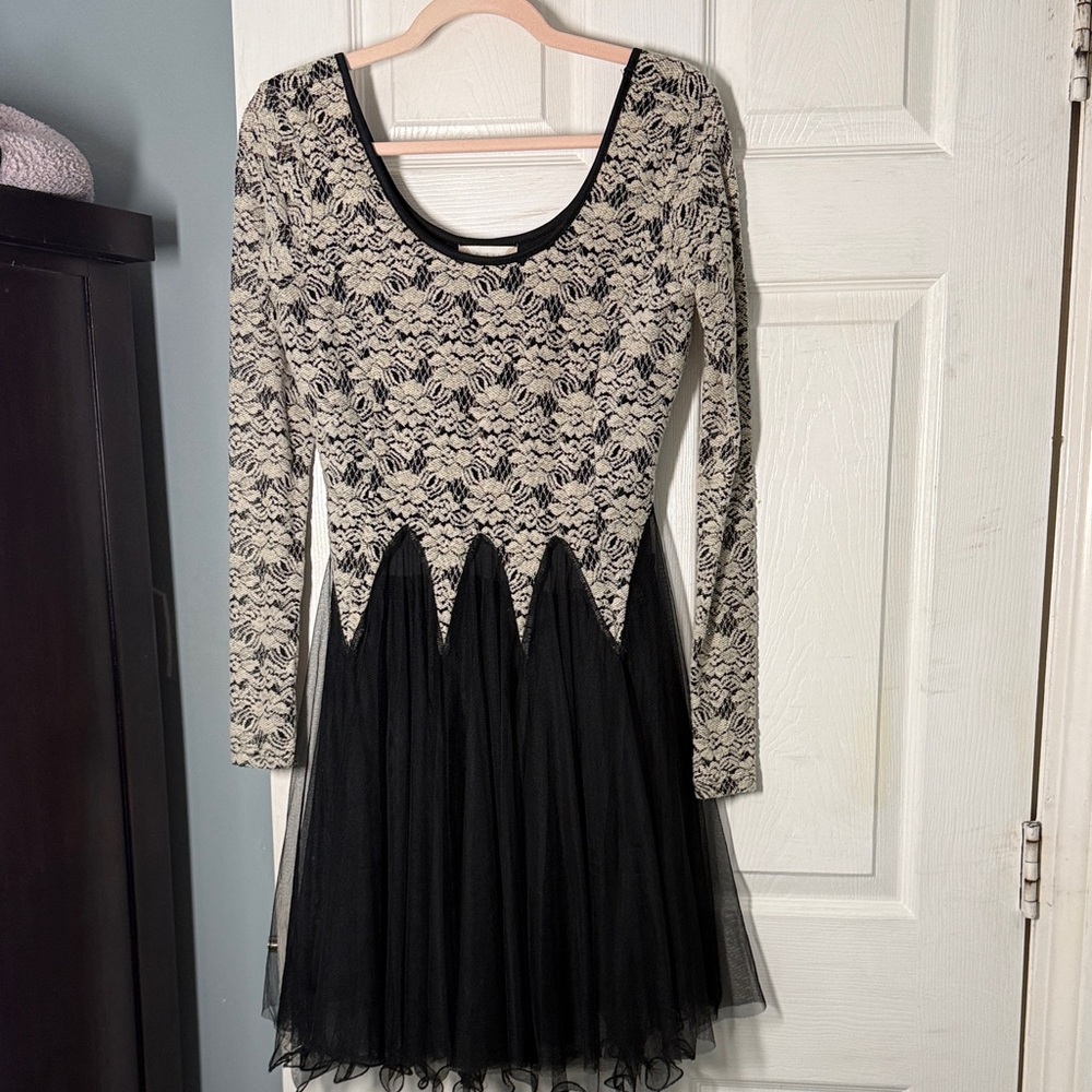 Altar'd State Black and Cream Lace Long-Sleeve Fit & Flare Dress